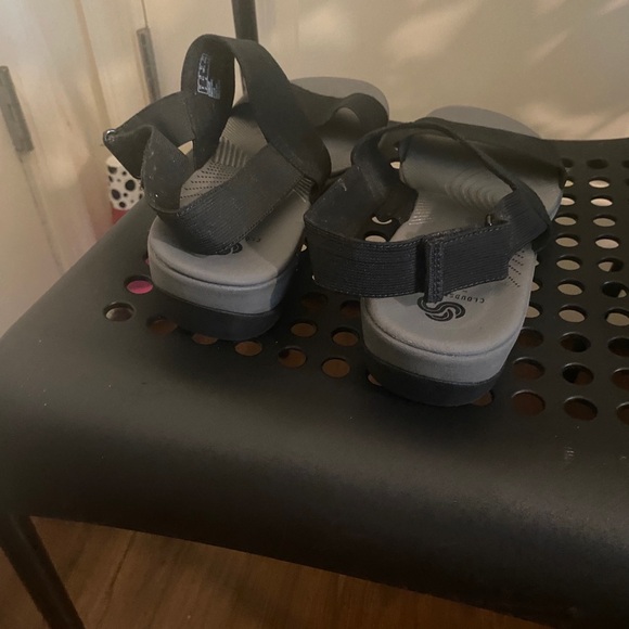 Clarks comfortable cushion shoes size 8 1/2 - Picture 8 of 8